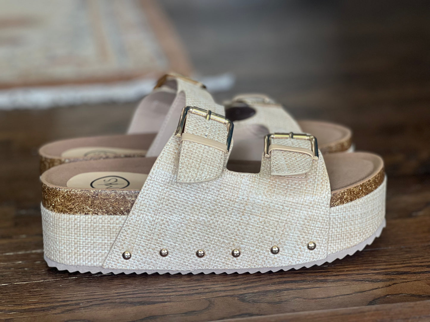The Poppy Wedge