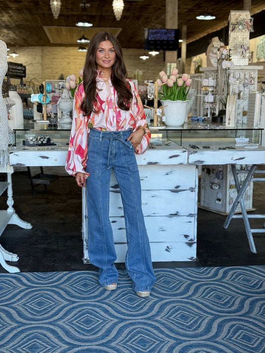 August Moon Top