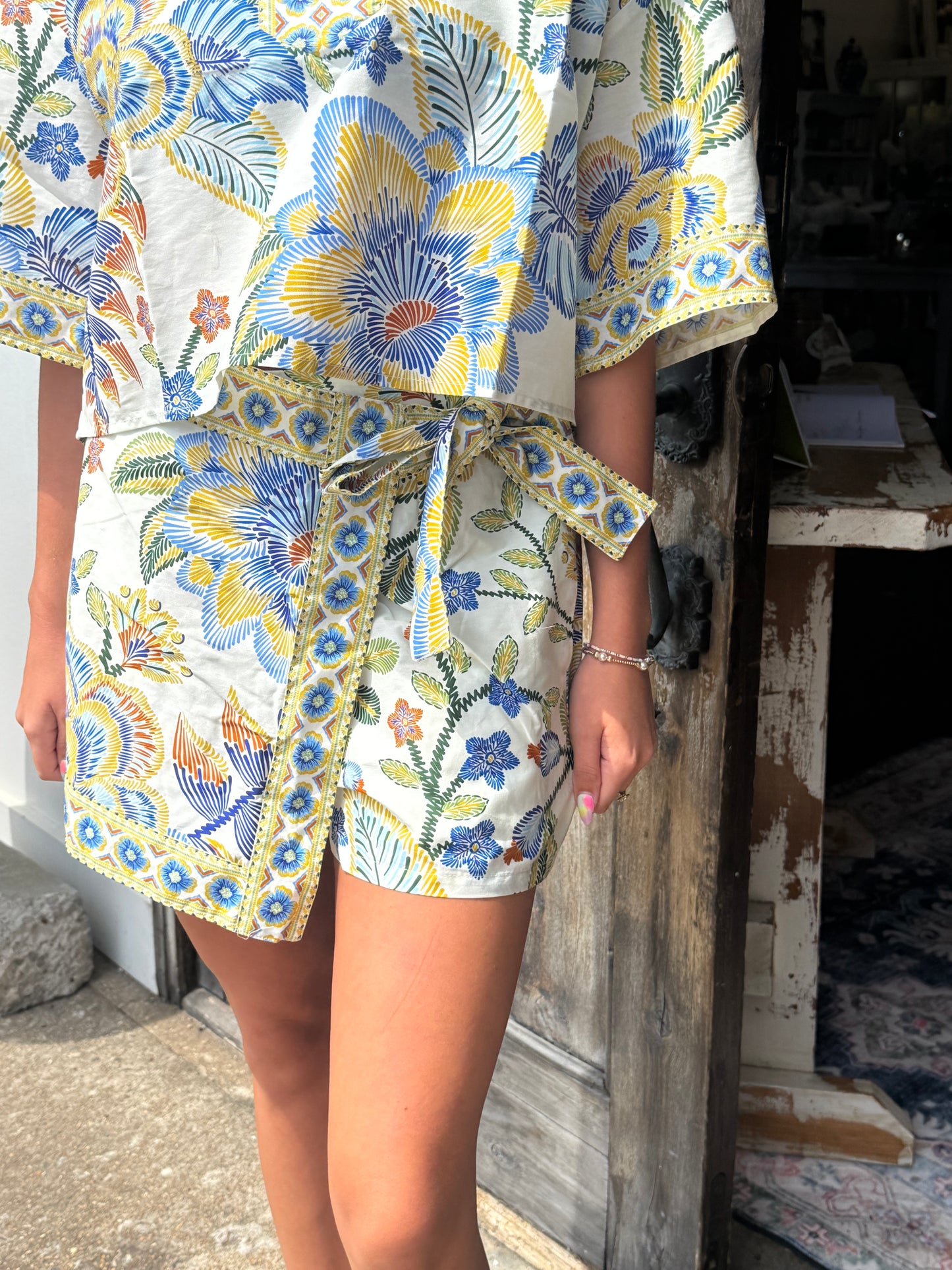 Tropical Set
